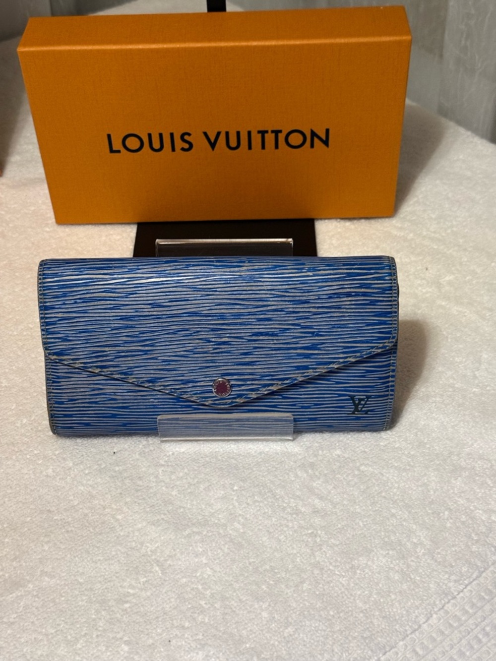 Louis Vuitton Blue Textured Epi Leather Continental Wallet
